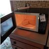 Image 3 : KENMORE MICROWAVE