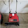 Image 1 : TORO S-200 SNOW BLOWER