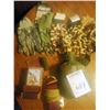 Image 1 : LOT OF GLOVES, CANTEEN, MISC