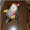 Image 2 : VINTAGE WIND UP SANTA TIN WITH BELL