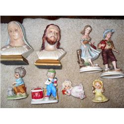 BUNDLE LOT: PORCELAIN COLLECTIBLE FIGURINES / DOG, PUPPIES SOME DAMAGE