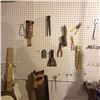 Image 7 : WALL LOT CONTENTS