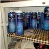 Image 4 : WHITE UTILITY CABINET AND CONTENTS