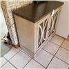 Image 4 : GRAY KITCHEN CABINET