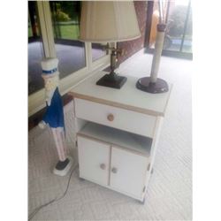 WOODEN 1 DRAWER OVER 2 DOOR WHEELED CABINET ON WHEELS, UNCLE SAM, TABLE LAMPS