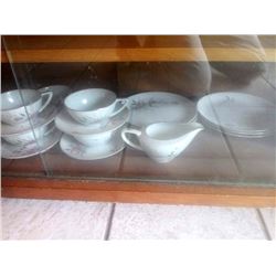 BUNDLE LOT: GOLDEN ROSE FINE BONE CHINA AND RED COPPER 5 MINUTE CHEF, MISC ITEMS