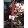Image 10 : TOOLS AND GOLF CLUBS LOT