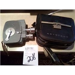 VINTAGE KEYSTONE 35 MM MOVIE CAMERA
