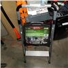 Image 2 : EASY REACH 2 STEP LADDER