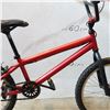 Image 2 : RED BMX BIKE