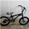 Image 1 : BLACK AND GOLD RAZOR KIDS BIKE