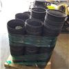 Image 3 : PALLET OF BLACK PLANTER POTS