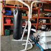 Image 1 : HEAVY BAG STAND W/ HEAVY BAG AND SPEED BAG ATTACHMENT