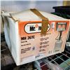 Image 1 : MR. HEATER IN BOX