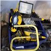 Image 2 : TOTE OF WORK LIGHTS