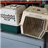 Image 1 : 2 DOG KENNELS