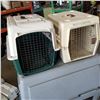 Image 2 : 2 DOG KENNELS