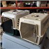Image 3 : 2 DOG KENNELS