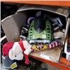 Image 1 : BOX OF DOG TOYS AND KIDS TOYS