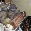 Image 2 : TOTE OF GARDEN DECOR, FIGURES, AND METAL WATERING CAN