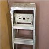 Image 2 : 5FT ALUMINUM A-FRAME LADDER