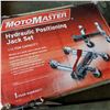 Image 2 : NEW MOTOMASTER HYDRAULIC POSITIONING JACK SET 1-1/2 TON CAPACITY INBOX