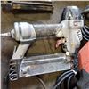 Image 1 : PORTER CABLE AIR NAILER