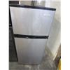 Image 1 : VISSANI GREY AND BLACK BAR FRIDGE