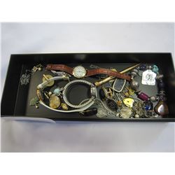 TRAY OF WATCHES AND SEMI-PRECIOUS STONE JEWELLERY