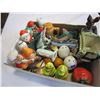 Image 2 : TRAY OF COLLECTABLE FIGURES