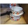 Image 2 : ENAMEL 4 PIECE POT SET FLORAL PATTERN MID CENTURY