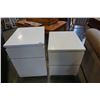 Image 1 : 2 WHITE NIGHTSTANDS