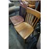 Image 2 : VINTAGE OFFICE SPECIALTY MANUFACTURING CHAIR AND OTHER CHAIR
