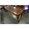 Image 2 : MODERN GLASSTOP SOFA TABLE