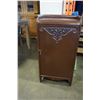 Image 2 : VINTAGE RECORD CABINET