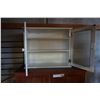Image 2 : WHITE MEDICINE CABINET