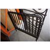 Image 2 : BLACK AND METAL DAY BED