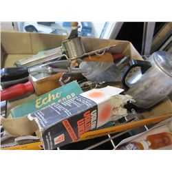 BOX OF VINTAGE KITCHEN TOOLS AND COLLECTIBLES