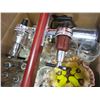 Image 3 : LIQUOR DISPENSER WINE GLASSES AND PLATES
