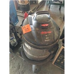 60 HP shop vac w/attachments