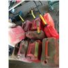 Image 2 : 9 misc. gas cans