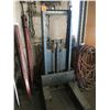 Image 8 : Blue giant 1500 lb mobile lift, pallet jack 110V