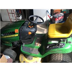 John Deere FGC-LA125 Riding Lawn Mower 100 series, 19.0 HP