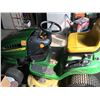 Image 2 : John Deere FGC-LA125 Riding Lawn Mower 100 series, 19.0 HP