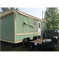 House trailer w/older W&D, microwave