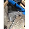 Image 13 : Automotive parts