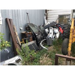 Large pile of misc. car & truck parts