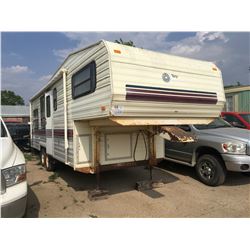1989 Fleetwood Terry 5th Wheel Trailer, sleeps 6