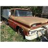 Image 2 : 1960s GMC 930 w/truck box & hoist 1 ton standard