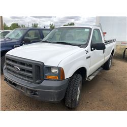 2005 Ford F250 XL Super Duty 3/4 Ton, Reg Cab, white, PS,PB, mileage 241255kms